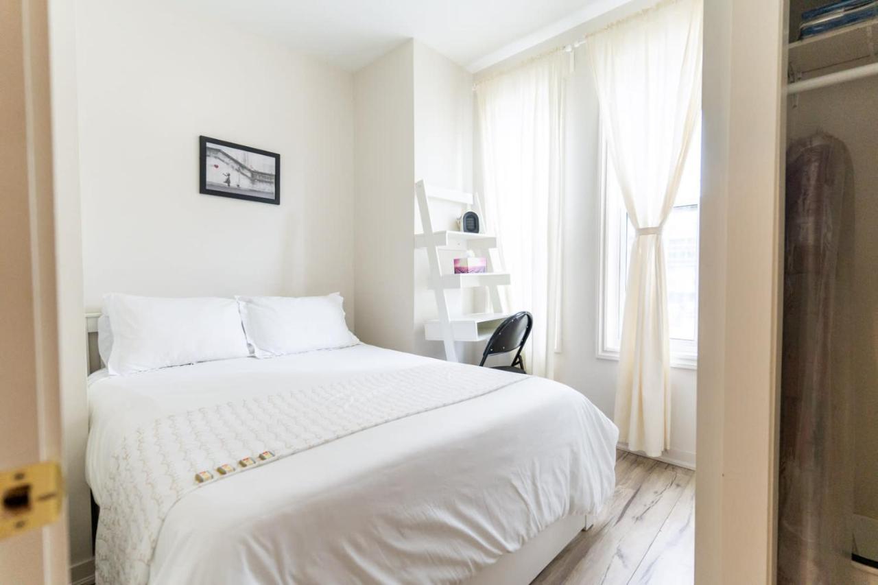 Modern 1 Bedroom Apartment With In-Suite Laundry Hamilton Exterior photo